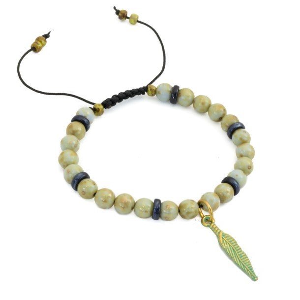 Bransoletka zawieszka piórko patyna etno boho, czeskie szkło / JG. Projekt
