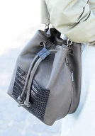 Torebki damskie - Torebka worek oliwkowa ze skóry naturalnej - Jasmine - miniaturka - grafika 1