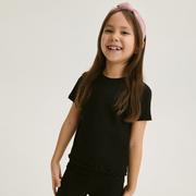 Koszulki dla dziewczynek - Reserved - Krótki t-shirt z falbanką - Czarny - miniaturka - grafika 1