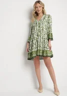 Sukienki - Zielona Rozkloszowana Sukienka z Wiskozą w Ornamentalny Wzór Ravapia - miniaturka - grafika 1