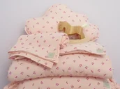 Pościel dla dzieci - Muślinowy komplet pościeli dla niemowlaka w kwiaty "Różowa niezapominajka" - miniaturka - grafika 1