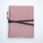 Notesy i bloczki - Okładka skórzana na notes A5 różowa elegancka na prezent OLIVKA - miniaturka - grafika 1