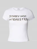 Koszulki i topy damskie - T-shirt z wyhaftowanym napisem model ‘KATINKA’ - miniaturka - grafika 1