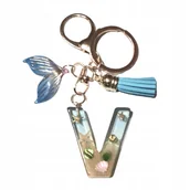 Breloki - Breloczek z literą V - plażowy urok, piękna ozdoba do kluczy - miniaturka - grafika 1