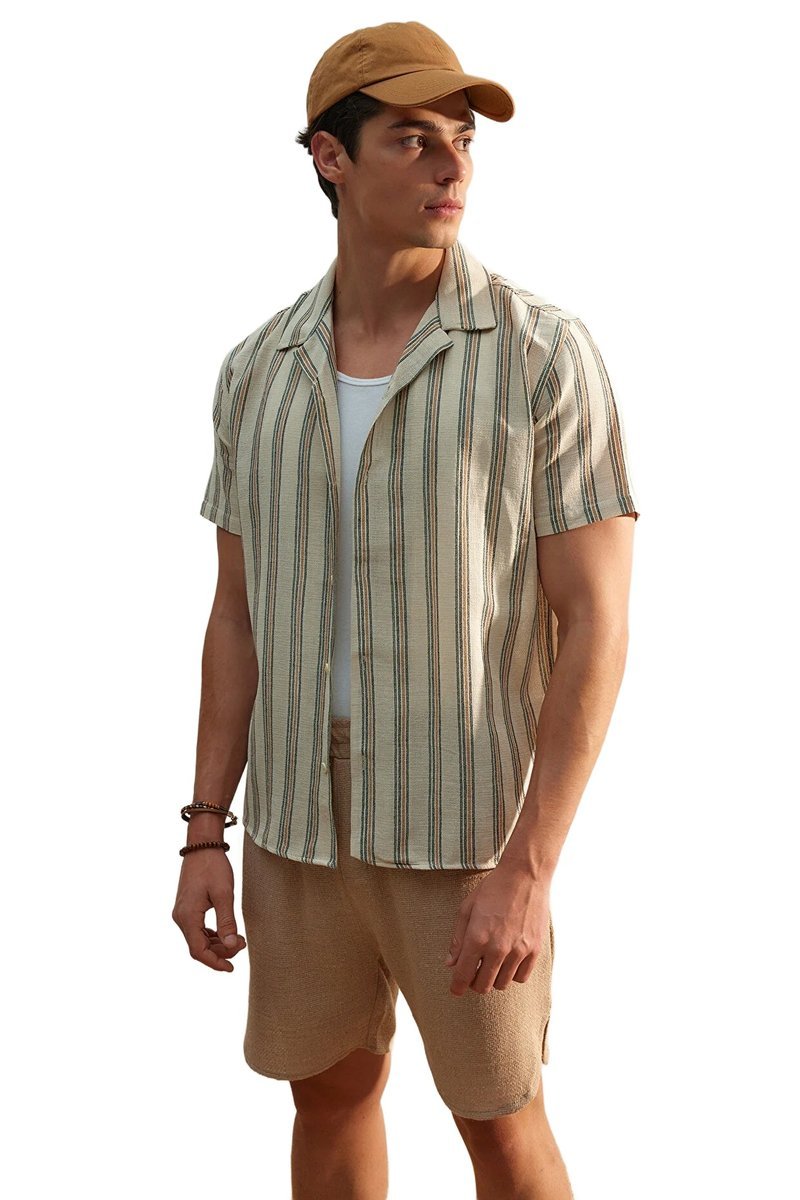 TRENDYOL MAN KOSZULA MĘSKA CASUAL BEŻOWA W PASKI KRÓTKI RĘKAW S 5DA