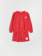 Spodnie i spodenki dla chłopców - Reserved - Bawełniany komplet z szortami - czerwony - miniaturka - grafika 1