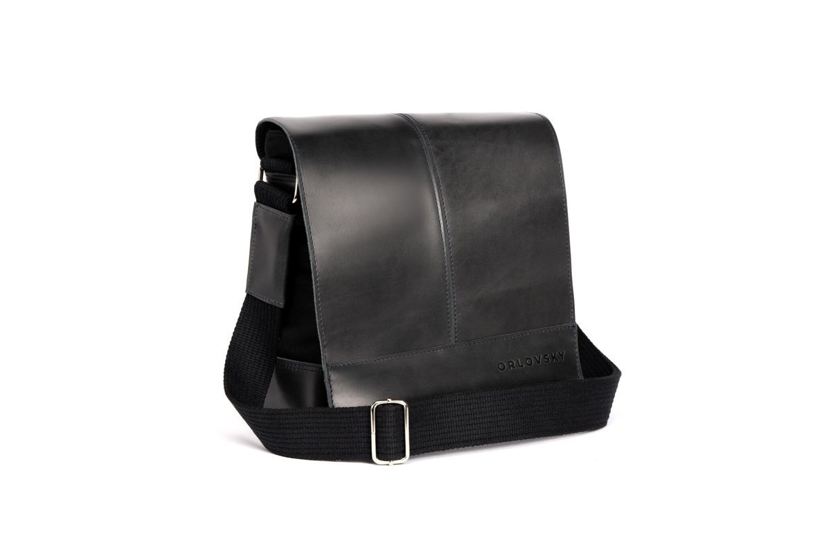 Męska skórzana czarna listonoszka torba raportówka na ramię sportowa skóra