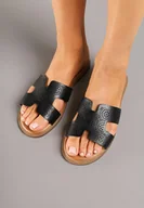 Klapki i japonki damskie - Czarne Klapki w Eleganckim Stylu Zdobione Perforacją Tillimira - miniaturka - grafika 1