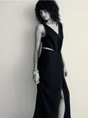 Sukienki - Reserved - Sukienka z lyocellu z wycięciami - czarny - miniaturka - grafika 1