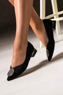 Baleriny - Czarne baleriny skórzane damskie na niskim obcasie ze złotym akcentem złota ozdoba PRODUKT POLSKI Casu 6932-699 - miniaturka - grafika 1