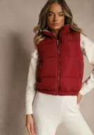 Kamizelki damskie - Bordowa Kamizelka Ozdobiona Pikowaniem i Wzorzystą Podszewką w Meander Olerea - miniaturka - grafika 1