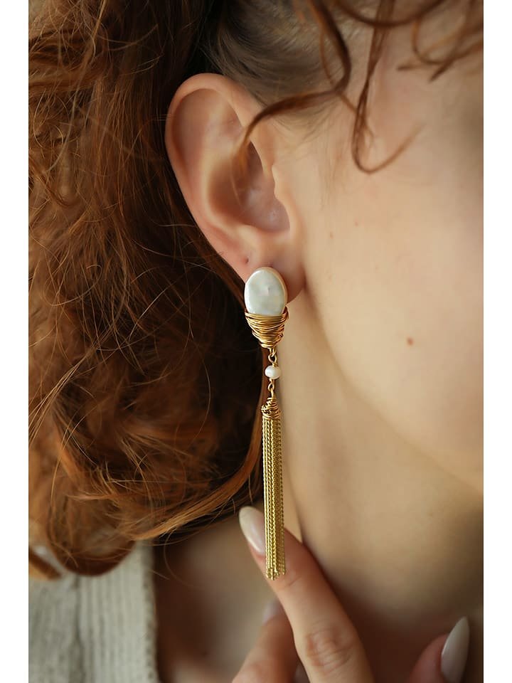 Pierres delicates Pozłacane kolczyki-wkrętki z masą perłową