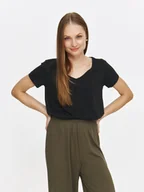 Koszulki i topy damskie - Basicowy czarny top z dekoltem w kształcie litery v - miniaturka - grafika 1