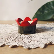 Świeczniki - Ręcznie wykonany ceramiczne świeczniki -Kwiatki - czerwony - miniaturka - grafika 1