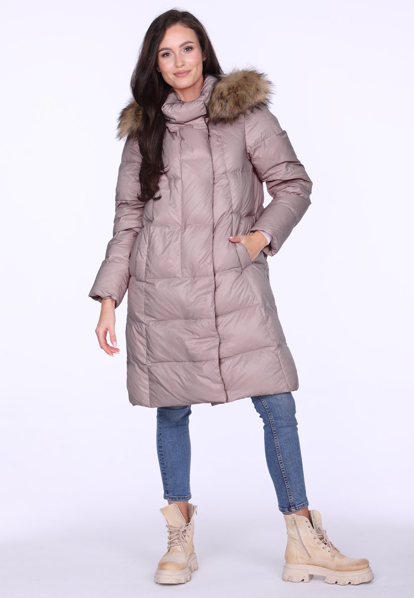 KURTKA DAMSKA ZIMOWA Z EKOLOGICZNYM FUTREM PRZY KAPTURZE