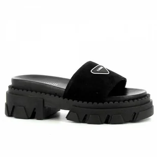 Zamszowe klapki na platformie CARINII - Carinii - Klapki i japonki damskie - miniaturka - grafika 1