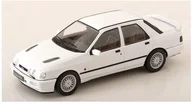 Samochody i pojazdy dla dzieci - Mcg Ford Sierra Rs Cosworth 4X4 1992 White 1:18 18353 - miniaturka - grafika 1