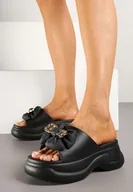 Klapki i japonki damskie - Czarne Wsuwane Klapki z Ozdobną Kokardką Morlia - miniaturka - grafika 1