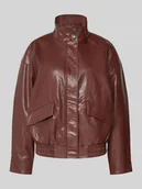 Kurtki damskie - Kurtka o kroju regular fit z imitacji skóry z mieszanki wiskozy model ‘JULIA’ - miniaturka - grafika 1