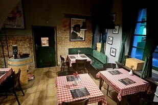 Romantyczna kolacja w Bistro 8? - Czasopisma - miniaturka - grafika 1