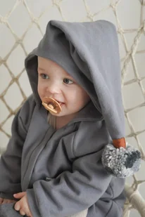 Hi Little One kombinezon całoroczny z kapturem TOG 2,0 OverSize BOHO Iron roz S Pom Pom - Kombinezony dla dzieci - miniaturka - grafika 1