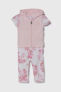 Dresy i komplety dla dziewczynek - Guess komplet bawełniany niemowlęcy kolor różowy - grafika 1