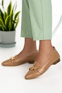 Półbuty damskie - Camelowe lordsy skórzane damskie ze złotą ozdobą PRODUKT POLSKI Casu 3038-NO - miniaturka - grafika 1