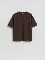 Dresy męskie - Reserved - T-shirt boxy z nadrukiem - brązowy - miniaturka - grafika 1