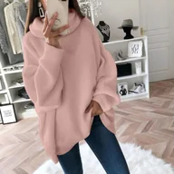 Swetry damskie - Sweter damski oversize z golfem - Różowy - miniaturka - grafika 1