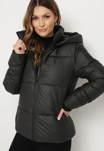 Czarna Pikowana Kurtka o Prostym Kroju z Kapturem i Kieszeniami Leolea - Kurtki damskie - miniaturka - grafika 1