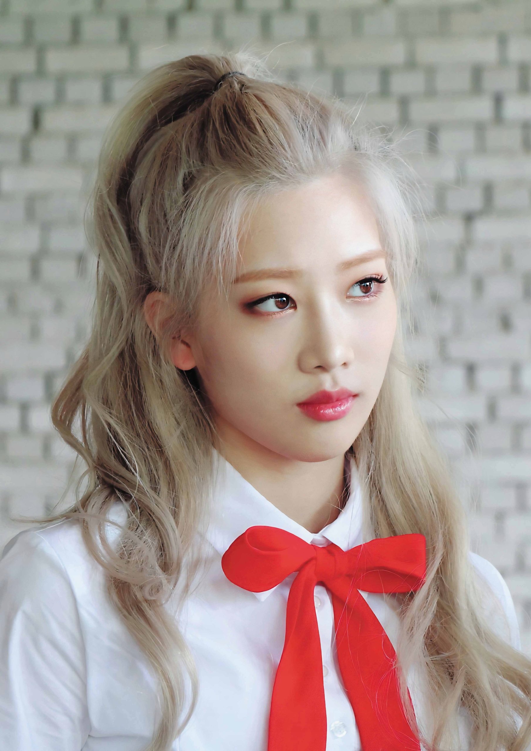 Plakat A2 Loona Loossemble Artms K-Pop Kpop Korea Muzyka Kim Lip