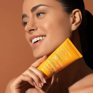 PUPA Milano Krem przeciwsłoneczny do twarzy SPF 50 z kuracją anti-aging - Kremy do twarzy - miniaturka - grafika 3
