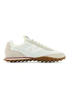 Trampki damskie - New Balance Skórzane sneakersy "RC30" w kolorze beżowym - miniaturka - grafika 1