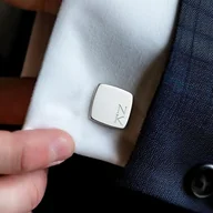 Spinki do mankietów i krawatów - Spersonalizowane spinki do mankietów z inicjałami na prezent - miniaturka - grafika 1