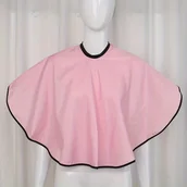 Peleryny fryzjerskie - TEMU Bezzapachowy Różowy Płaszcz do Golenia Brody z Czarnym Wykończeniem - Jakość Salonowa, Idealny do Strzyżenia i Makijażu, Wytrzymały Materiał, - miniaturka - grafika 1