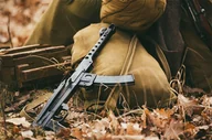 Czasopisma - Voucher na strzelnicę - pakiet "Full-auto" w Warszawie - miniaturka - grafika 1