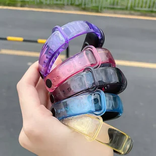 Zamienna silikonowa opaska pasek bransoleta bransoletka do Xiaomi Mi Band 6 / 5 fioletowy - Akcesoria do smartwatchy - miniaturka - grafika 4