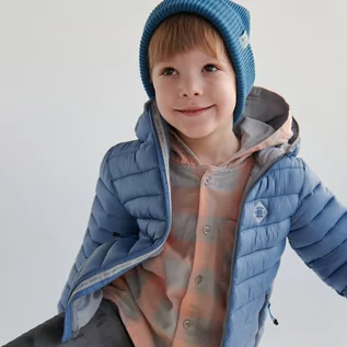 Kurtki i płaszcze dla chłopców - Reserved Pikowana kurtka z kapturem - Niebieski - grafika 1