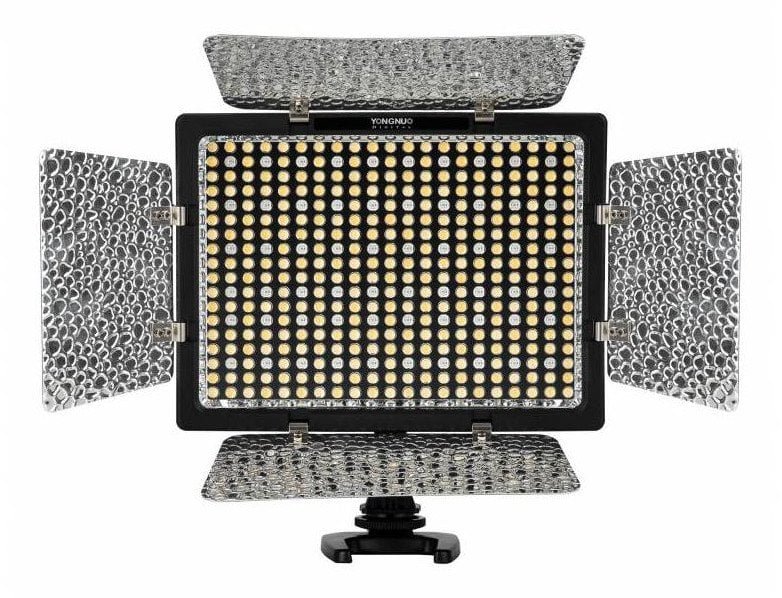 Lempa LED Yongnuo YN300 IV - RGB, WB 3200 K - 5600 K