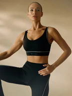 Bielizna sportowa damska - 4F Biustonosz do jogi z niskim wsparciem damski - czarny XS - miniaturka - grafika 1