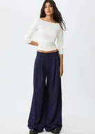 Spodnie damskie - Stradivarius Spodnie wizytowe z szerokimi nogawkami i zaszewkami Morski 38 - miniaturka - grafika 1