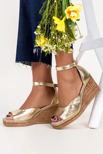 Sandały damskie - Złote sandały skórzane espadryle na koturnie z zakrytą piętą pasek wokół kostki PRODUKT POLSKI Casu 40366 - grafika 1