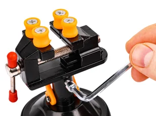 Imadło modelarskie stołowe obrotowe 30mm z przyssawką FALON-TECH - Imadła i ściski - miniaturka - grafika 2