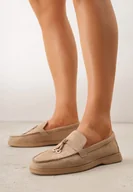 Mokasyny damskie - Ciemnobeżowe Mokasyny VICES Casualowe ze Skórzaną Wkładką i Metalowymi Ozdobami Dinsmore - miniaturka - grafika 1