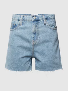 Spodenki damskie - Szorty jeansowe o kroju mom fit z wyhaftowanym logo - grafika 1