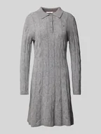 Sukienki - Sukienka z dzianiny o długości do kolan ze ściegiem warkoczowym - miniaturka - grafika 1