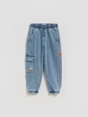 Spodnie i spodenki dla chłopców - Reserved - Jeansy jogger - niebieski - miniaturka - grafika 1