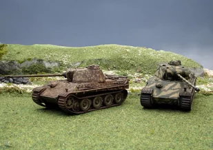 Italeri ITALERI Pz. Kpfw. V Panther Ausf. G 7504 - Kolekcjonerskie modele pojazdów - miniaturka - grafika 1