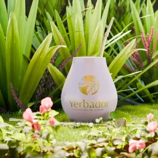 CERAMICZNE MATERO YERBADOR PRO 2 – PUDROWY RÓŻ - Dzbanki i imbryki - miniaturka - grafika 1