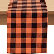 Obrusy i serwetki - Bieżnik w jesienną kratkę – Pomarańczowy tartan i wzór bawołu – Zmywalna i odporna na plamy dekoracja stołu na Halloween i Święto Dziękczynienia - miniaturka - grafika 1